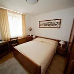Apartment Castello *