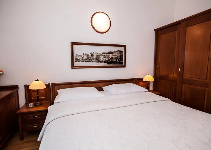 Castello تْسْغيكفانِتْسا