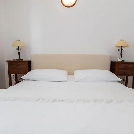 Castello Apartment