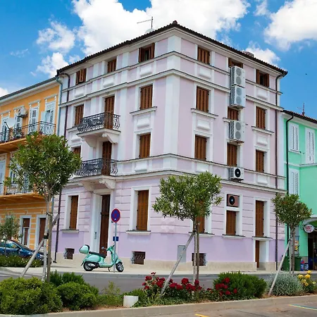 Apartment Castello *