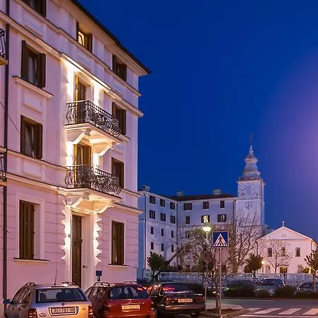 Apartment Castello *