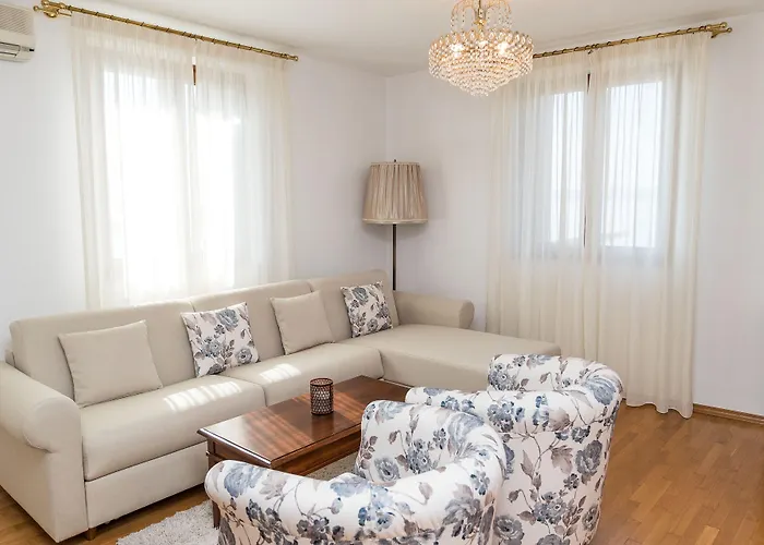 Apartman Castello