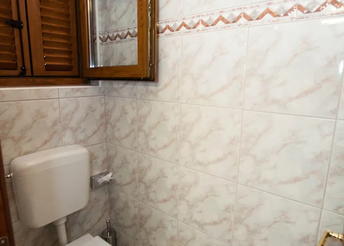 Castello تْسْغيكفانِتْسا